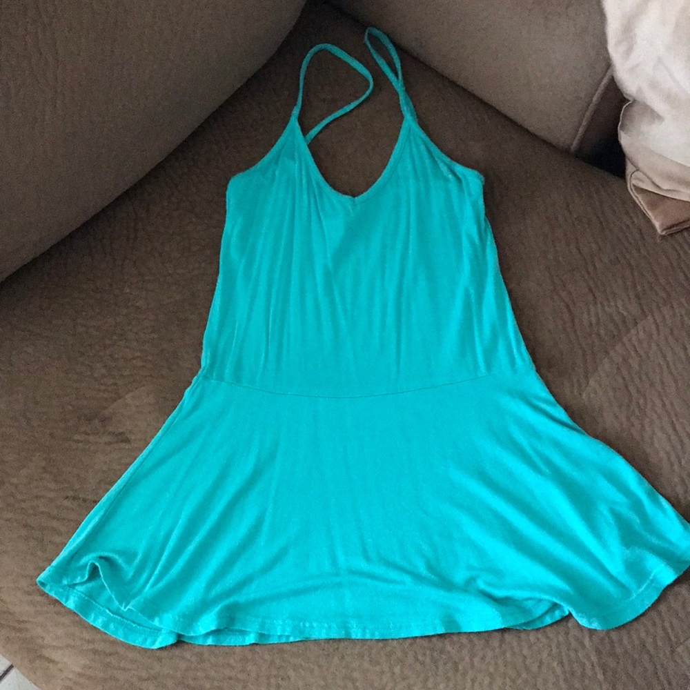 CHARLOTTE RUSSE ~ Stretchy tank top with flare